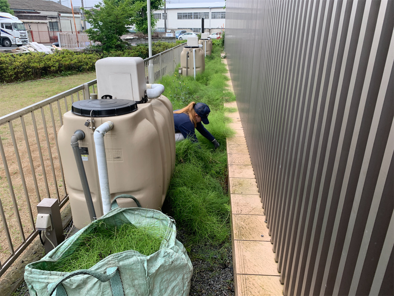 夢の庭を叶えるプロフェッショナル集団が太田市で除草作業に挑む！